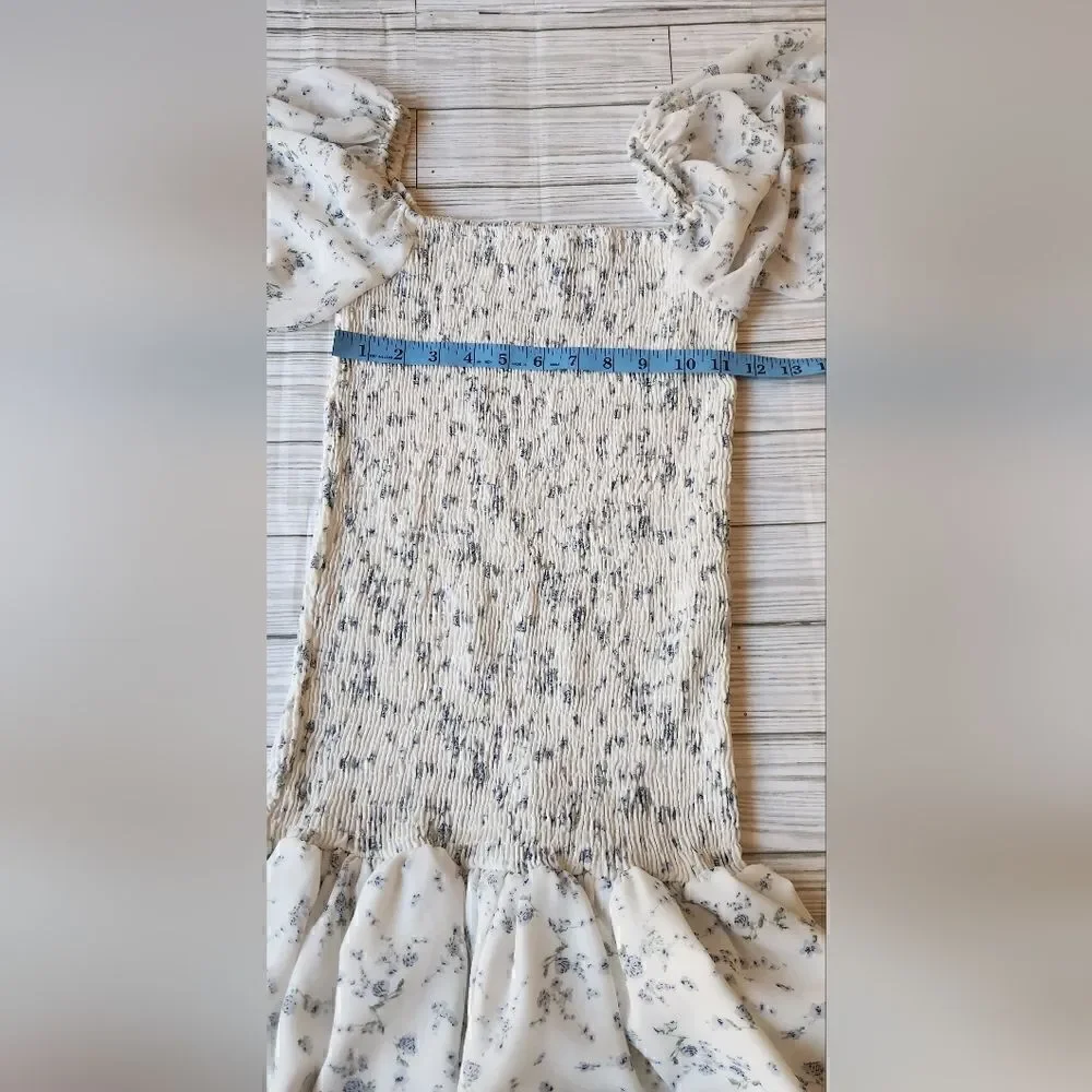 Lulu's Va Va Bloom Ivory Floral Print Smocked Long Sleeve Mini Dress Size XS